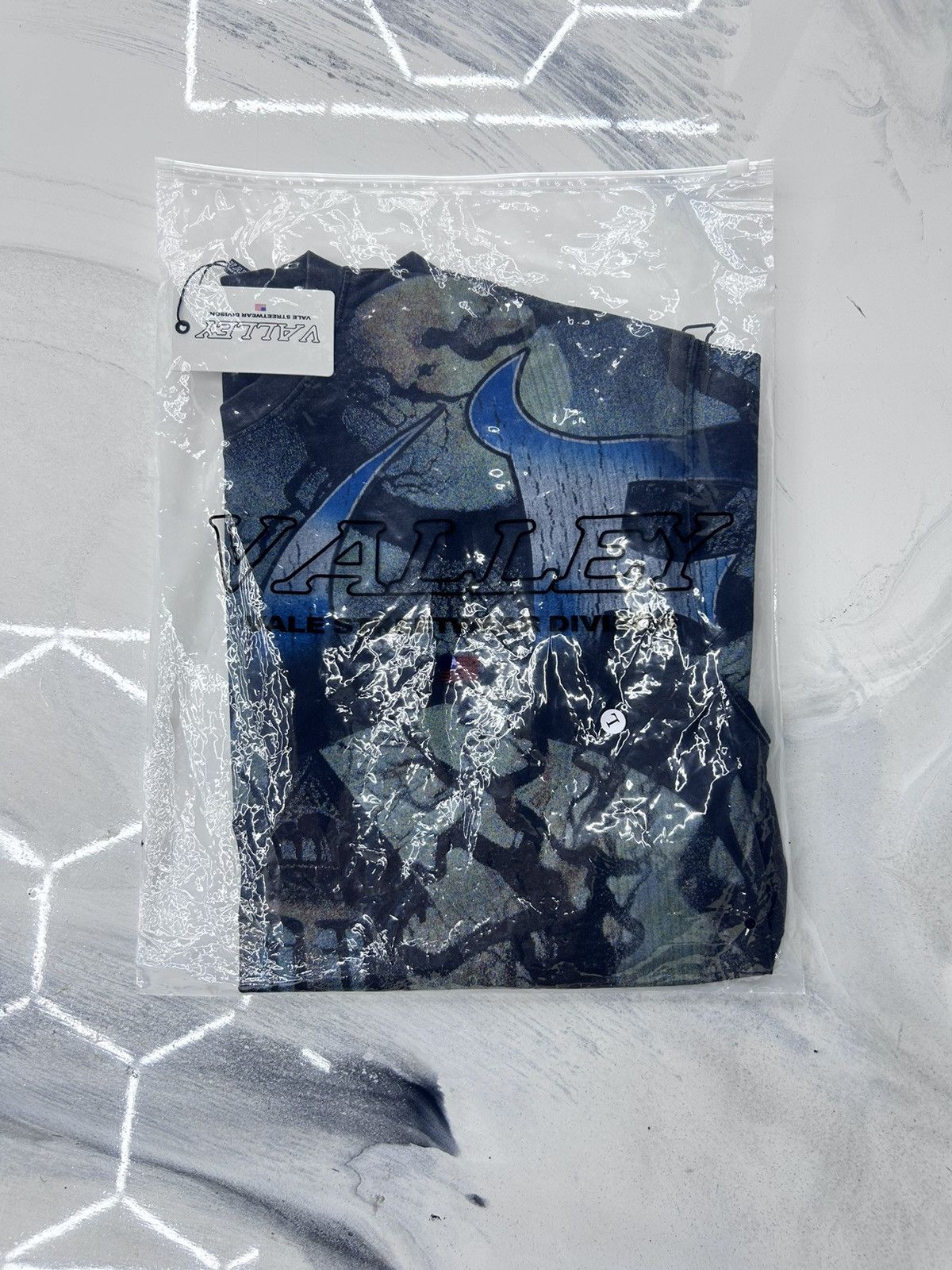 Vale Vale Casper Tee Black Blue Size L Size US L / EU 52-54 / 3 - 6 Thumbnail