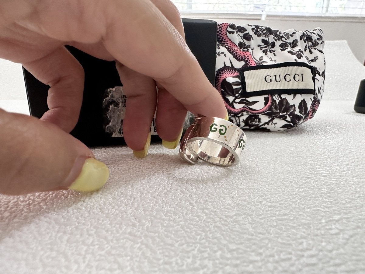 Gucci NWOT Gucci 925 Enamel Ghost Pineapple GG Ring us6/it12 Size ONE SIZE - 10 Thumbnail