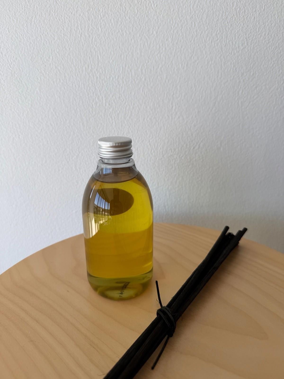 Other New Cire Trudon reed room diffuser refill 300mL odalisque Size ONE SIZE - 6 Thumbnail