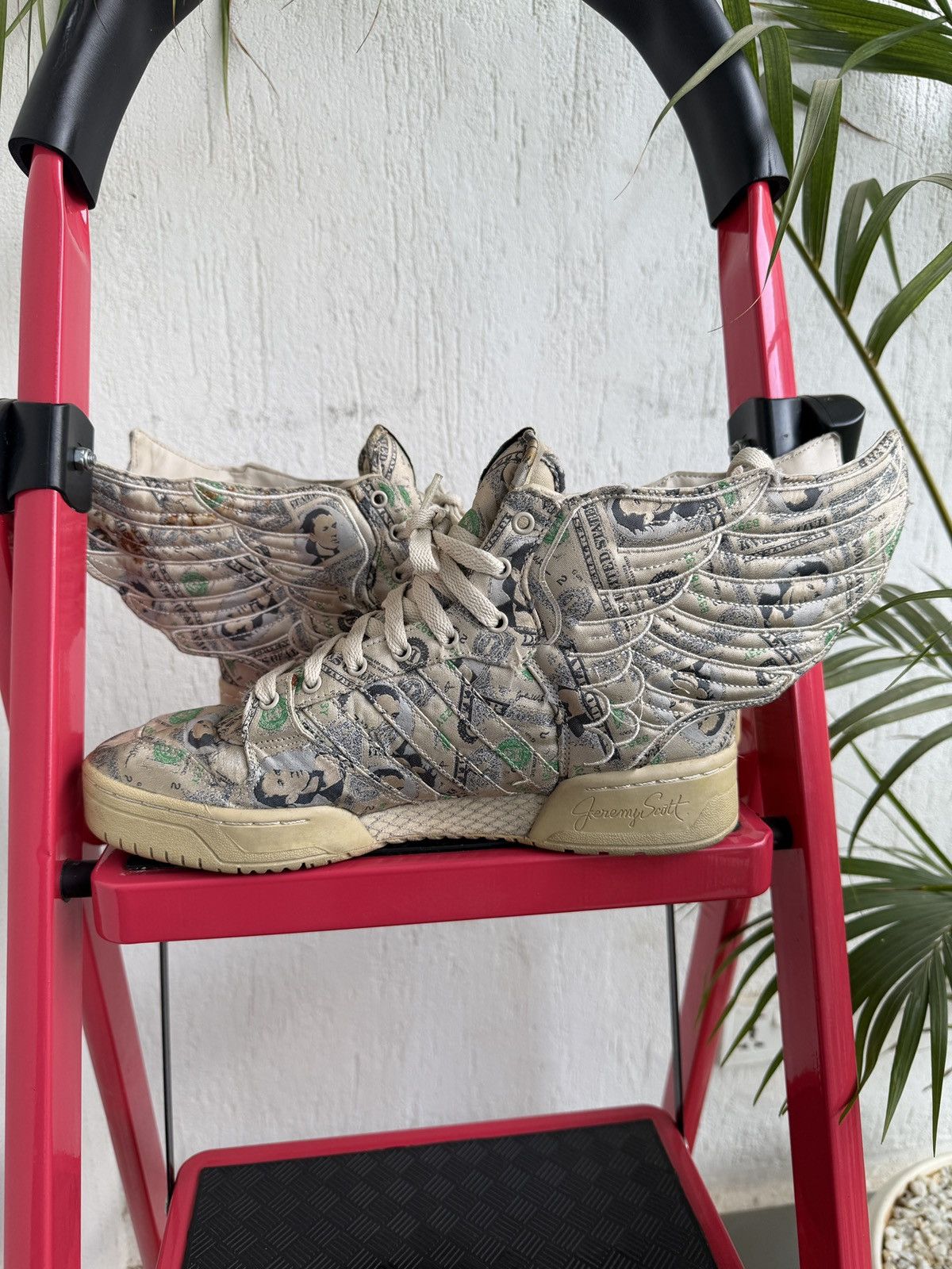 Adidas × Jeremy Scott Dollar wings sneaker Size US 9 / EU 42 - 12 Thumbnail