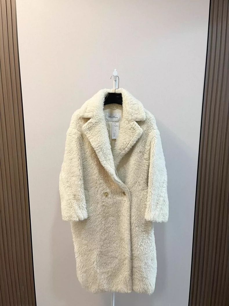 Max Mara Max Mara White Teddy double-breasted long alpaca coat Size S / US 4 / IT 40 - 1 Thumbnail