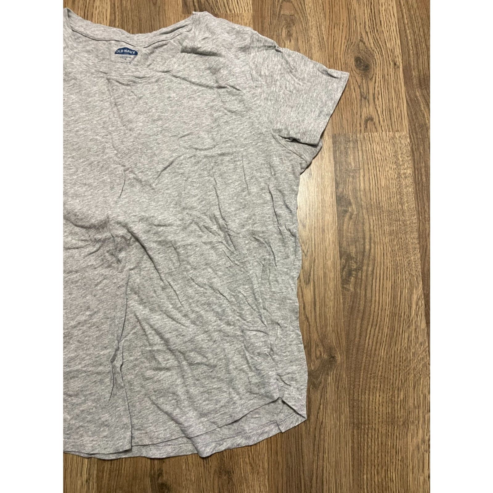 Old Navy Old Navy Shirt Women's Medium Gray Everywear Short Sleeve T-Shirt Casual Modern Basic Size M / US 6-8 / IT 42-44 - 4 Thumbnail