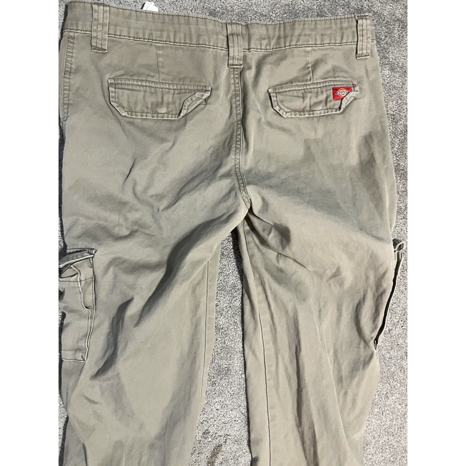Dickies Dickies Beige Relaxed Fit Cargo Work Pants Women Size 8 Inseam 26 Hemmed Cargo Pants Size 30" / US 8 / IT 44 - 4 Thumbnail