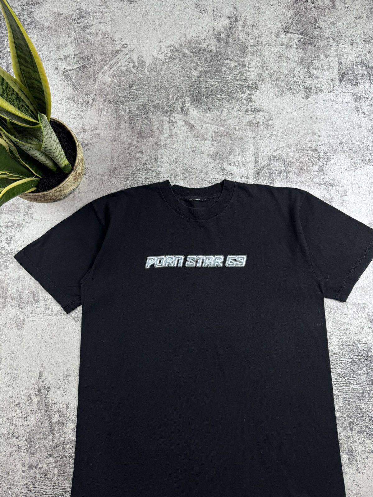 Hook-Ups Pornstar 69 Sex Vintage Men’s Large Black Hip Hop Rap Cotton T Shirt Tee Jersey Size US L / EU 52-54 / 3 - 4 Thumbnail