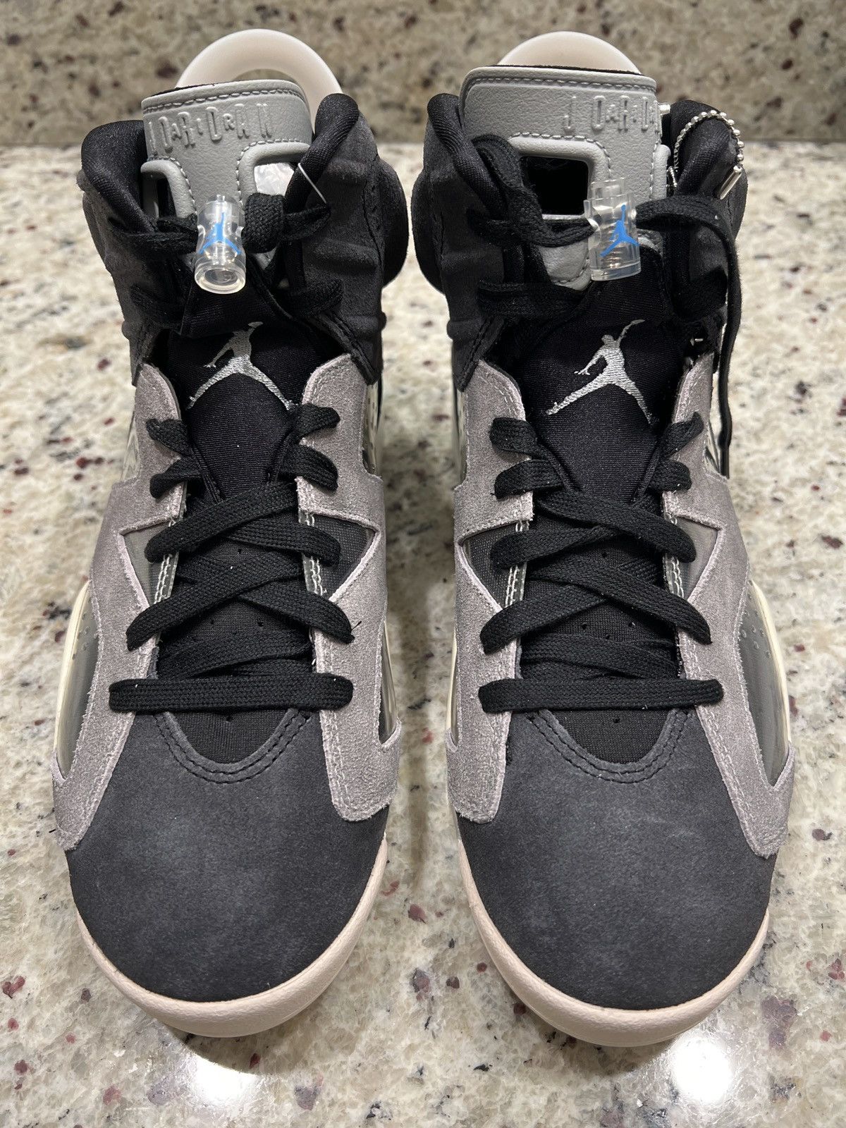 Jordan Brand Air Jordan 6 Retro ‘Tech Chrome’ Size US 8.5 / EU 41-42 - 3 Thumbnail