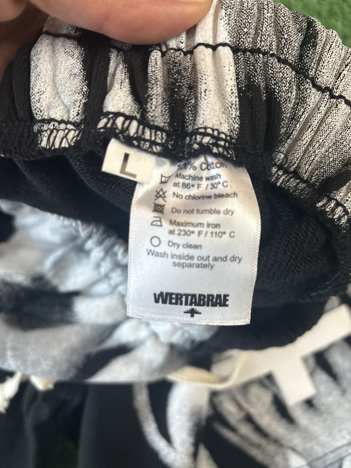 Vertabrae Vertebrae Skull Short Black Size US 34 / EU 50 - 3 Thumbnail