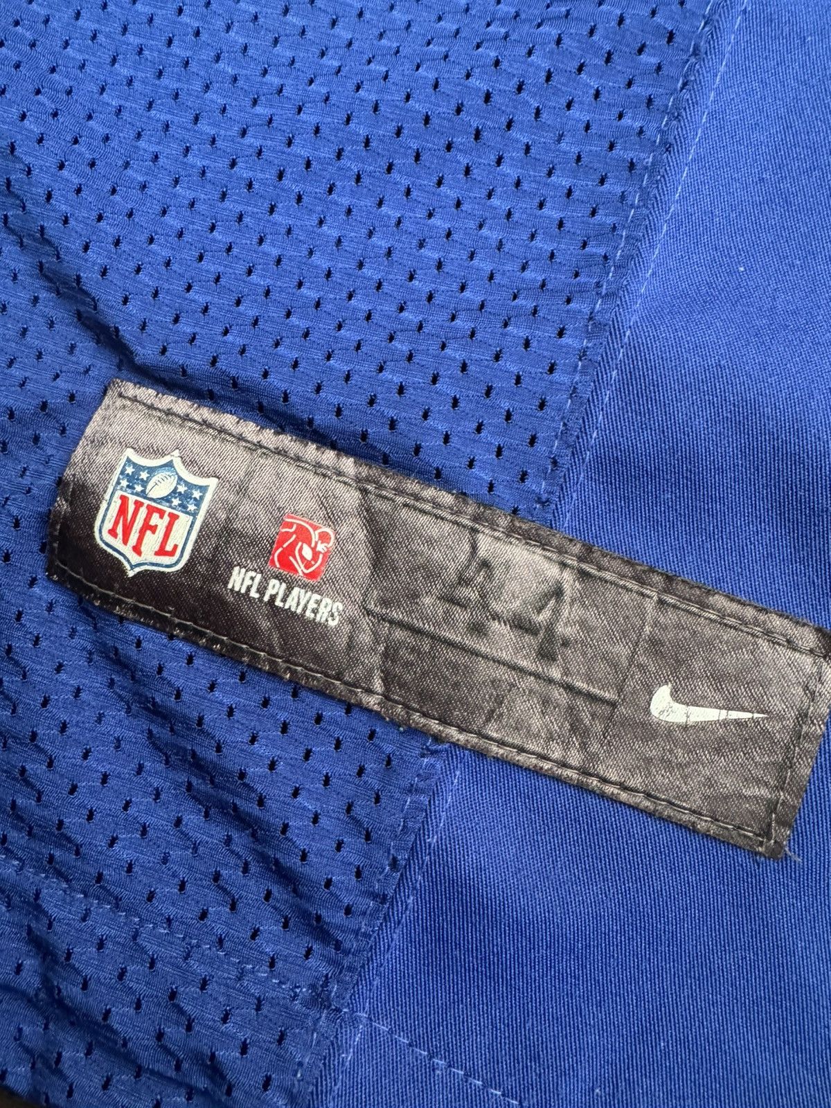 Nike Indianapolis Colts Andrew Luck #12 NFL Elite Stitched Jersey Size US M / EU 48-50 / 2 - 2 Thumbnail