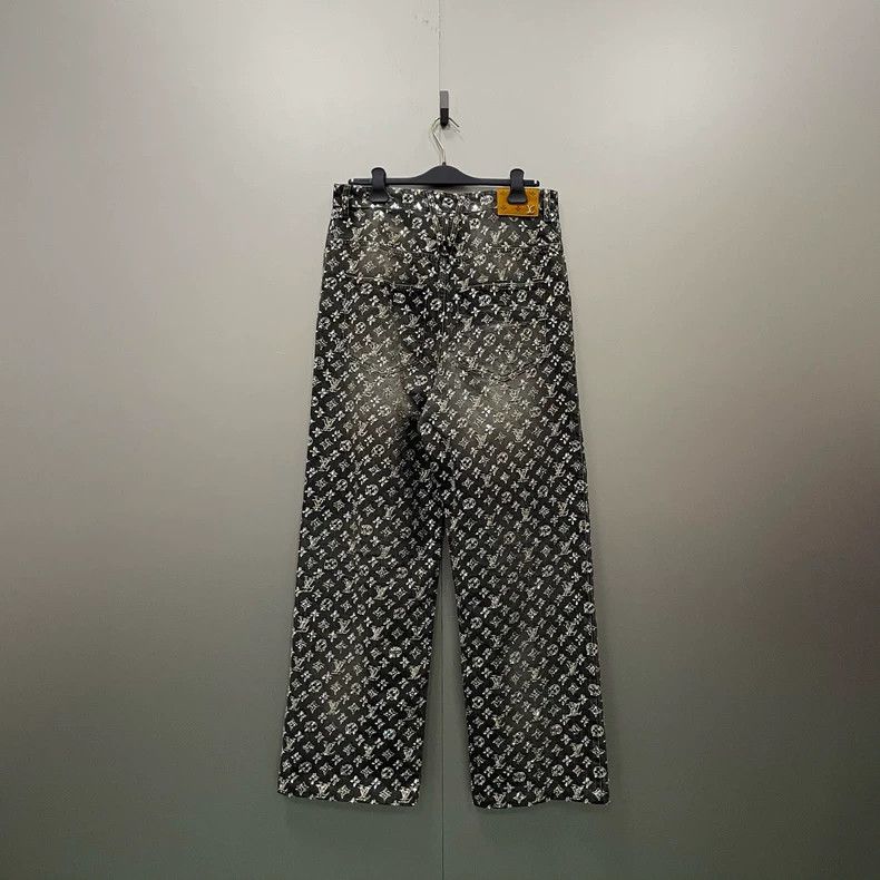 Louis Vuitton Louis Vuitton Full print presbyopic crystal trousers 2501-N Size US 30 / EU 46 - 2 Thumbnail