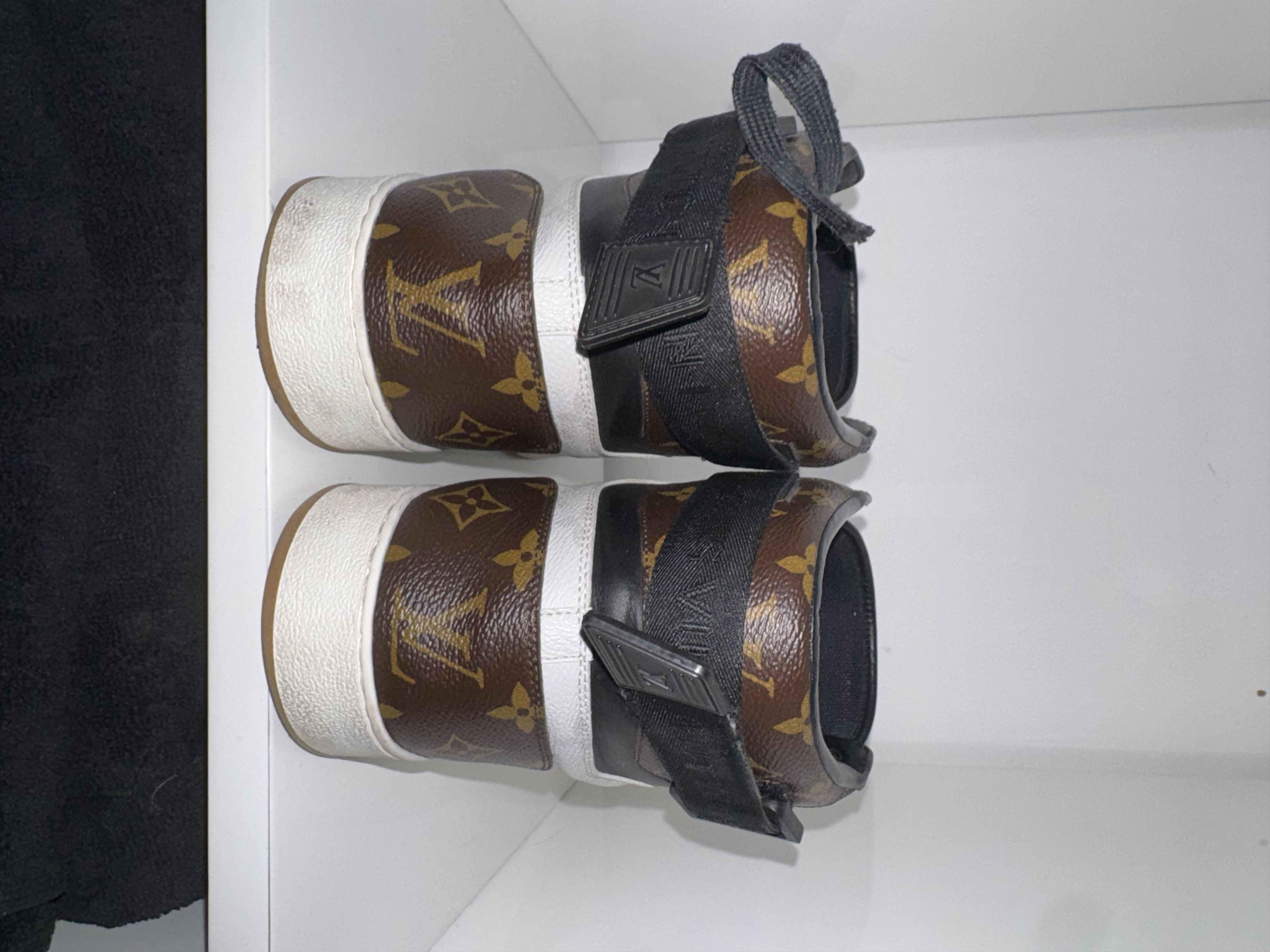 Louis Vuitton Louis Vuitton Rivoli Sneakers Size US 9.5 / EU 42-43 - 5 Thumbnail