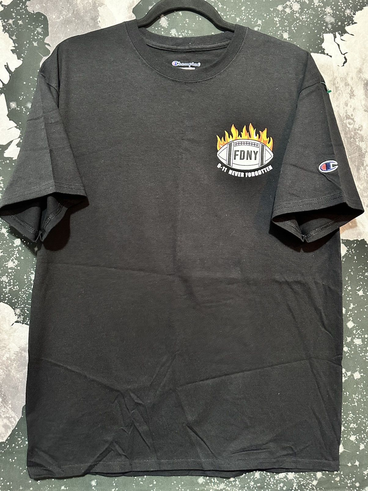 Champion FDNY shirt Size US L / EU 52-54 / 3 - 5 Thumbnail