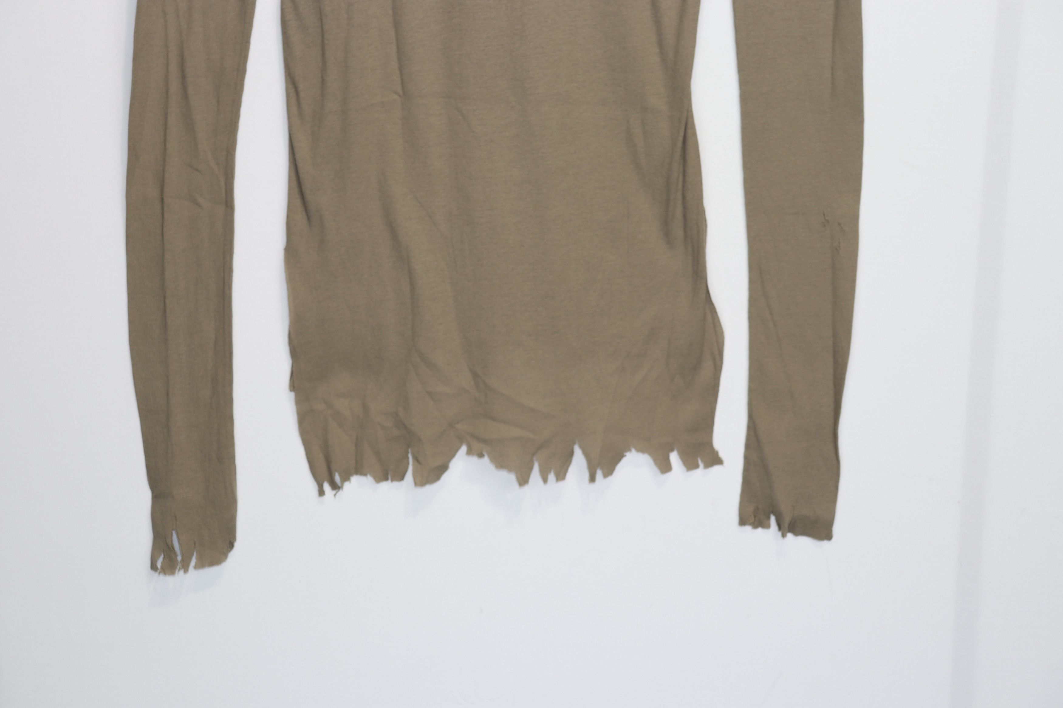 Balmain o1rshd1 Long-Sleeve Distressed T-Shirt in khaki Size US S / EU 44-46 / 1 - 7 Thumbnail