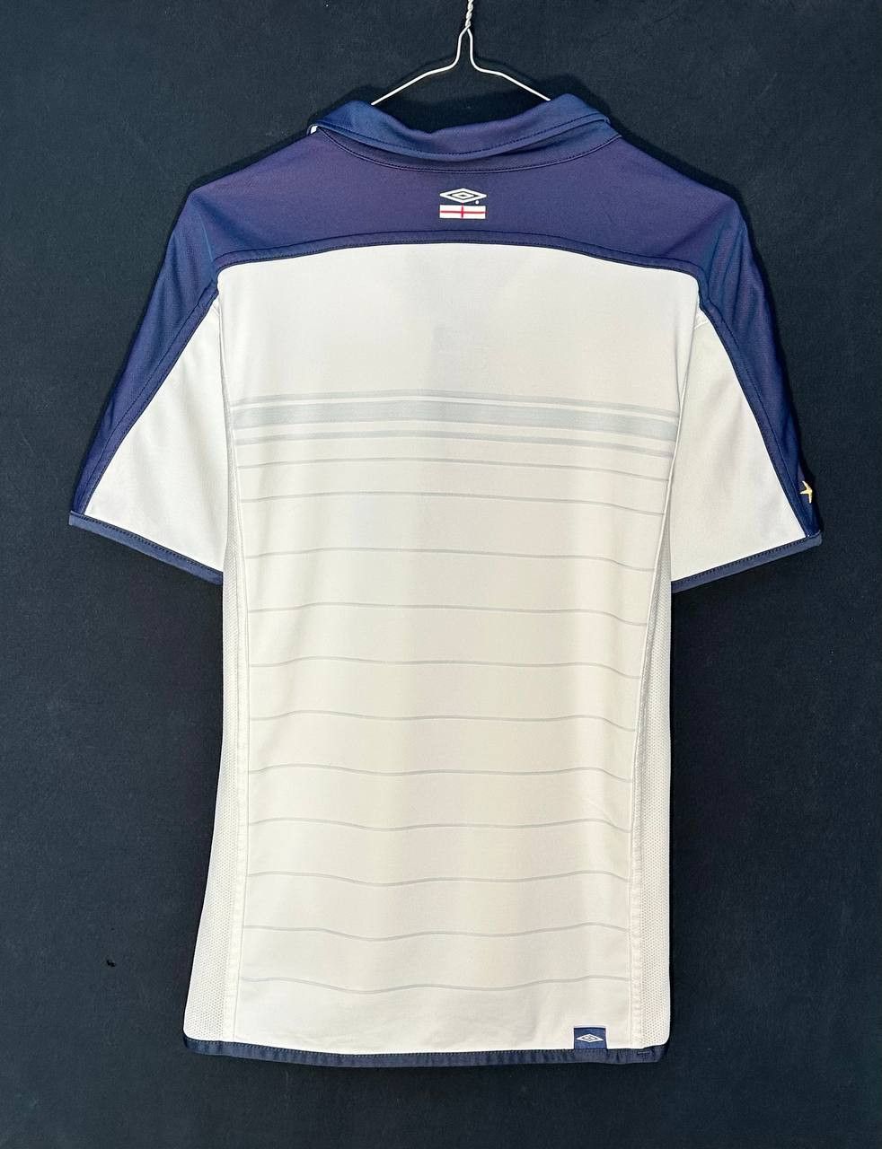 Umbro × Vintage England 2003 2005 home on2 sides Football Shirt jersey Umbro Size US XS / EU 42 / 0 - 6 Thumbnail