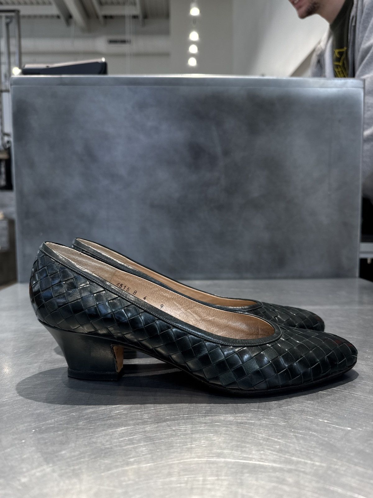 Bottega Veneta × Loewe × Prada Bottega Veneta vintage kitten heel Size US 9 / IT 39 - 1 Thumbnail
