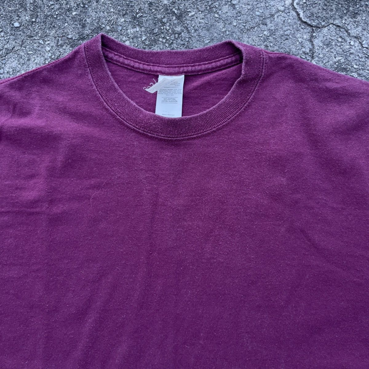 Gildan × Vintage Vintage Y2K GILDAN BURGUNDY Blank Shirt Size US M / EU 48-50 / 2 - 2 Thumbnail