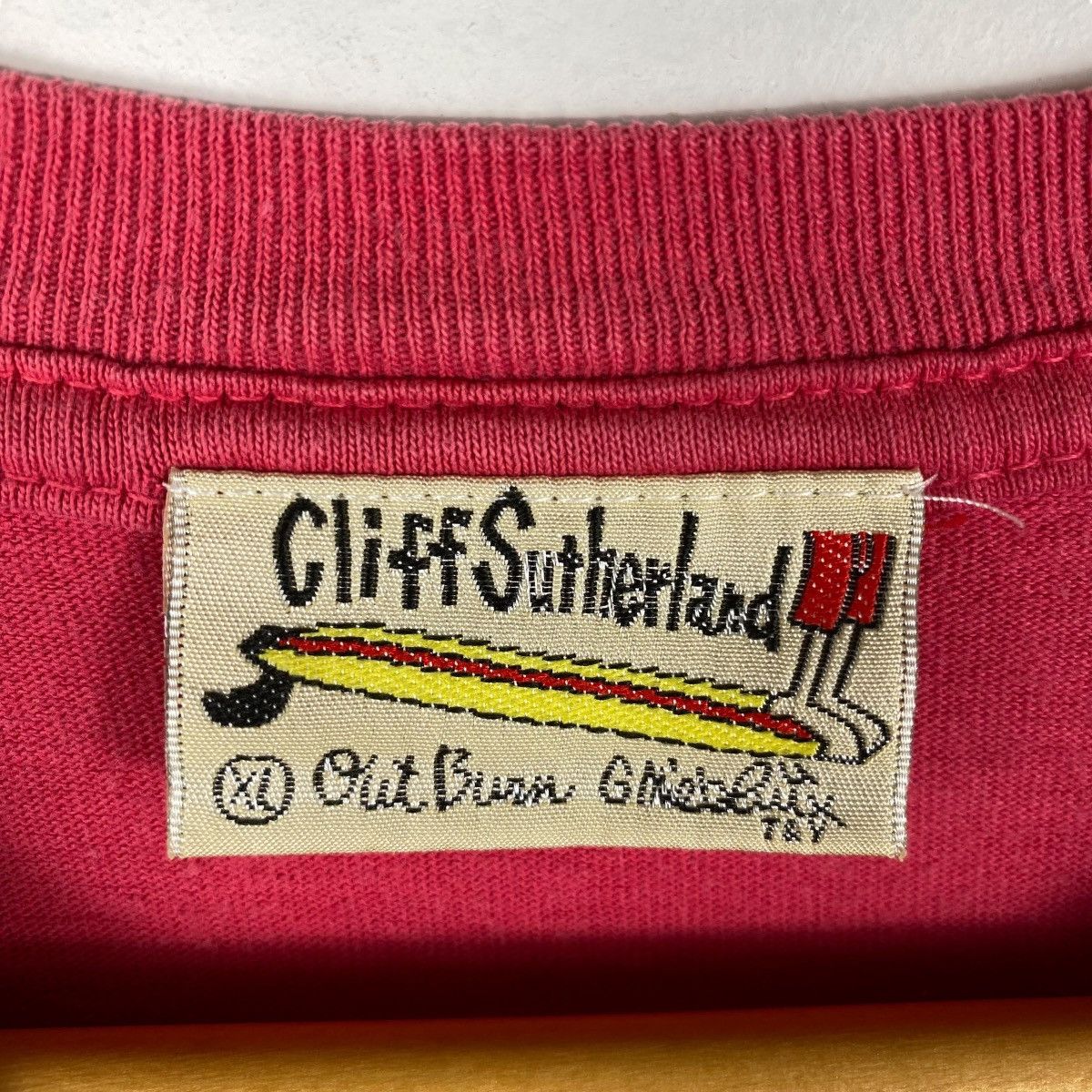 Vintage Vintage CLIFF SUTHERLAND Cartoon Panel Graphic Tee Shirt Size US XL / EU 56 / 4 - 7 Thumbnail