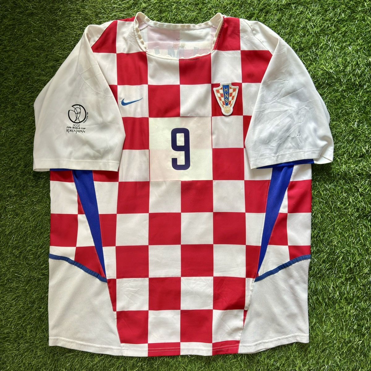 Nike Nike Croatia Home 2002 Davor Suker #9 Soccer Jersey Size US XL / EU 56 / 4 - 4 Thumbnail