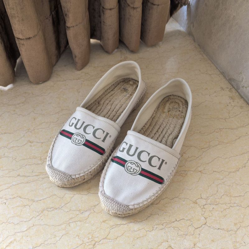 Gucci Gucci White Casual Slip-On Shoes for Women 0079 Size US 7.5 / IT 37.5 - 1 Thumbnail
