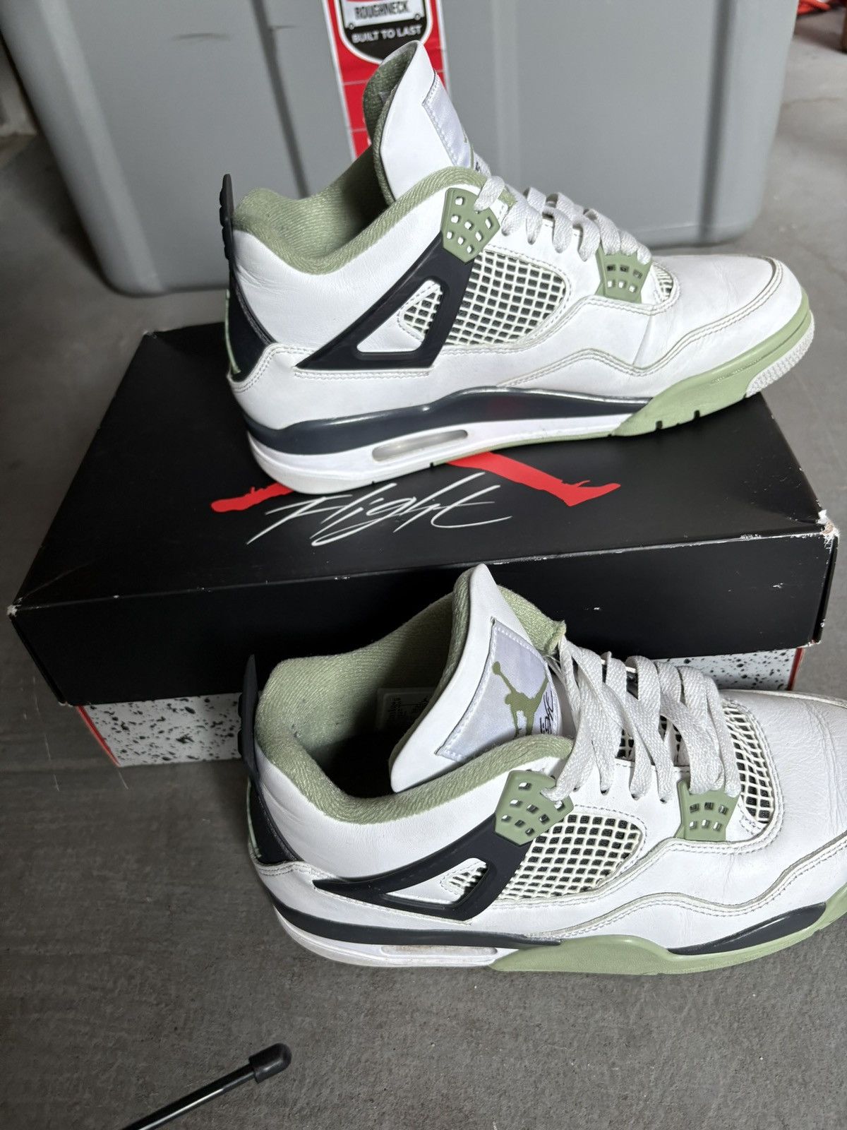 Nike Jordan 4 Seafoam Size US 8 / EU 41 - 10 Thumbnail