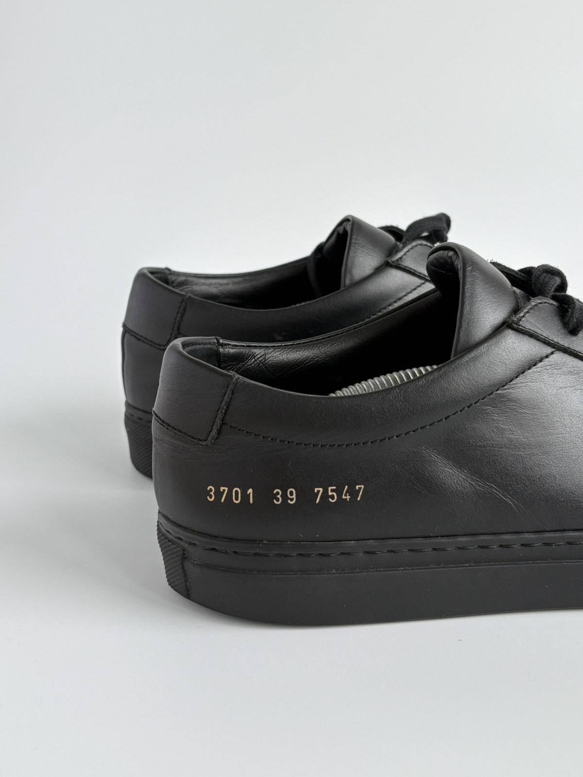 Common Projects Common Projects Achilles Low Sneakers Black Leather 39 US 9 Size US 9 / IT 39 - 4 Thumbnail