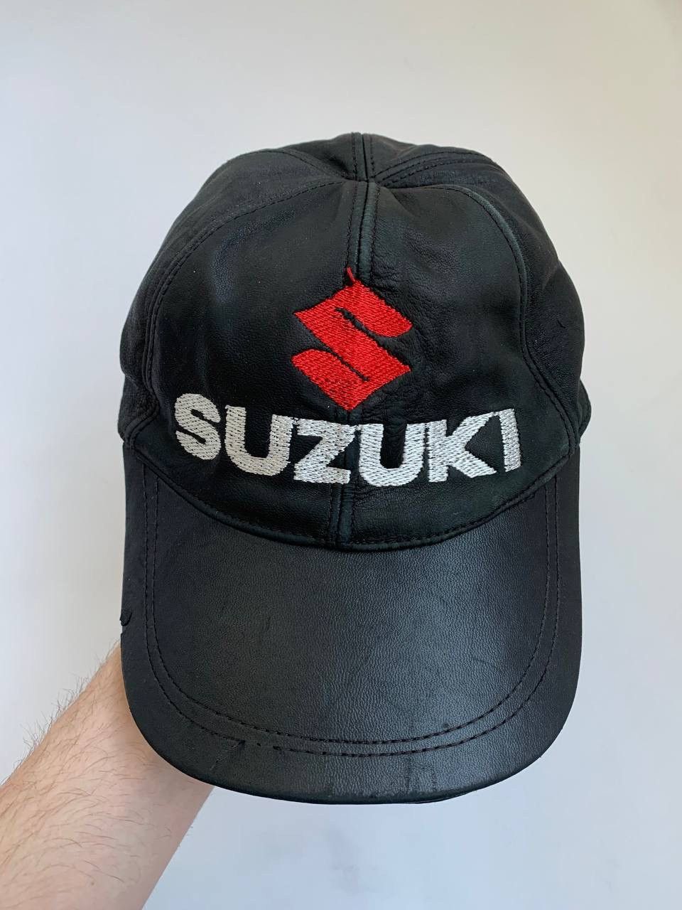 Vintage Suzuki Leather Cap Hat Vintage 1990s Black Size ONE SIZE - 2 Thumbnail