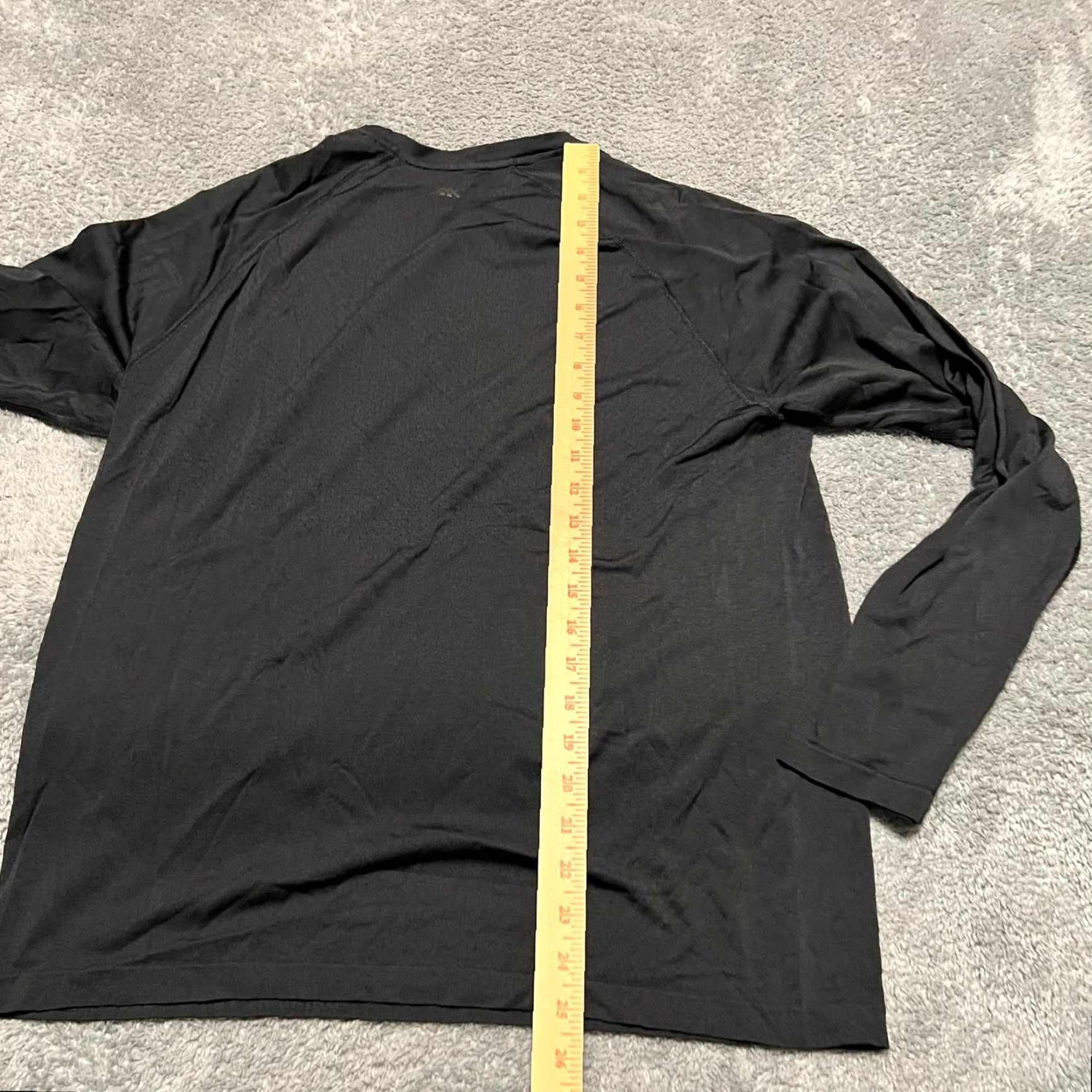 Rhone Rhone Shirt Mens Medium Black Performance Long Sleeve Crew Size US M / EU 48-50 / 2 - 6 Thumbnail