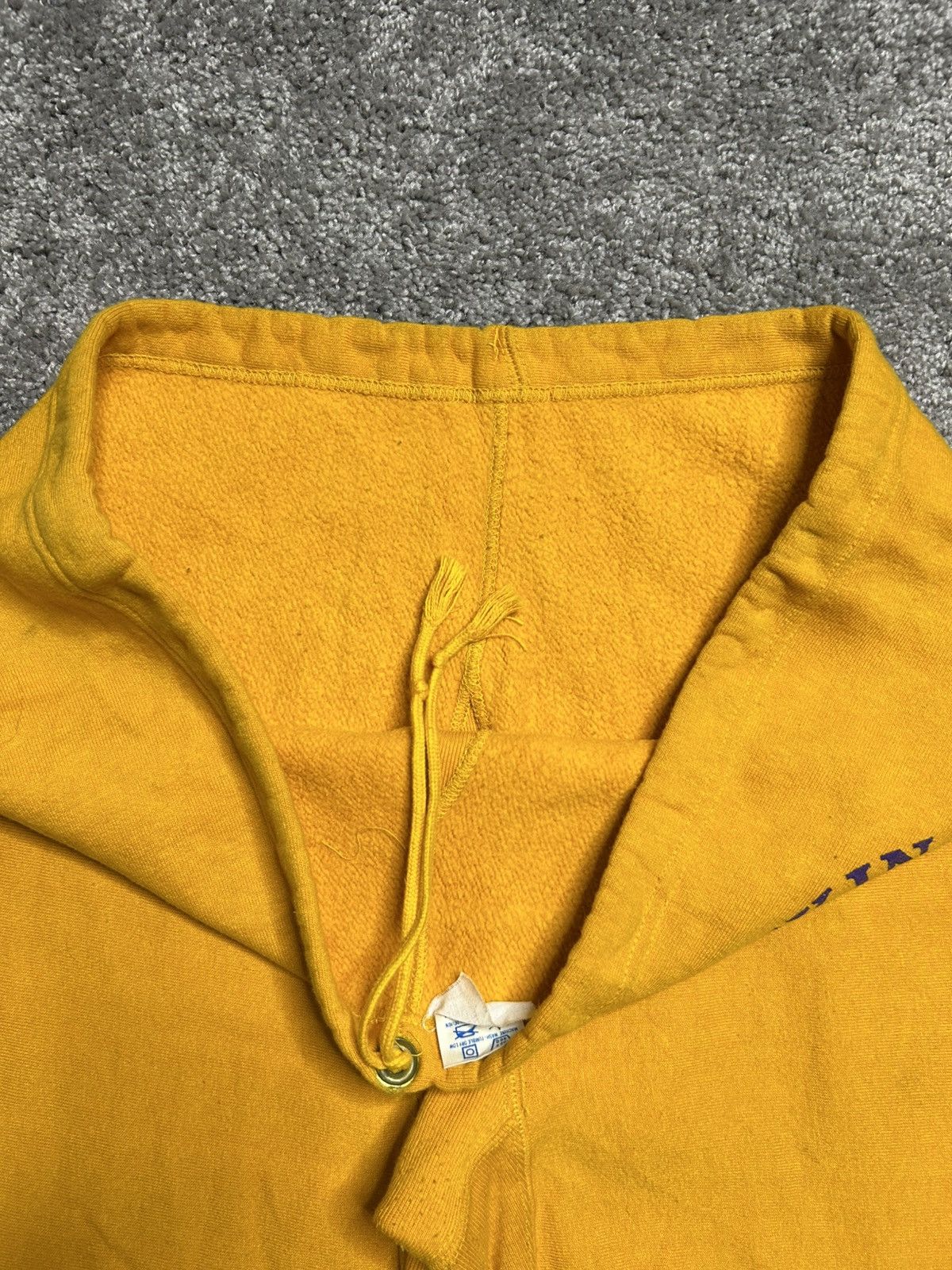 Champion Vintage 80s Champion Sweatpants Mackin Trojans Basketball Size US 38 / EU 54 - 5 Thumbnail