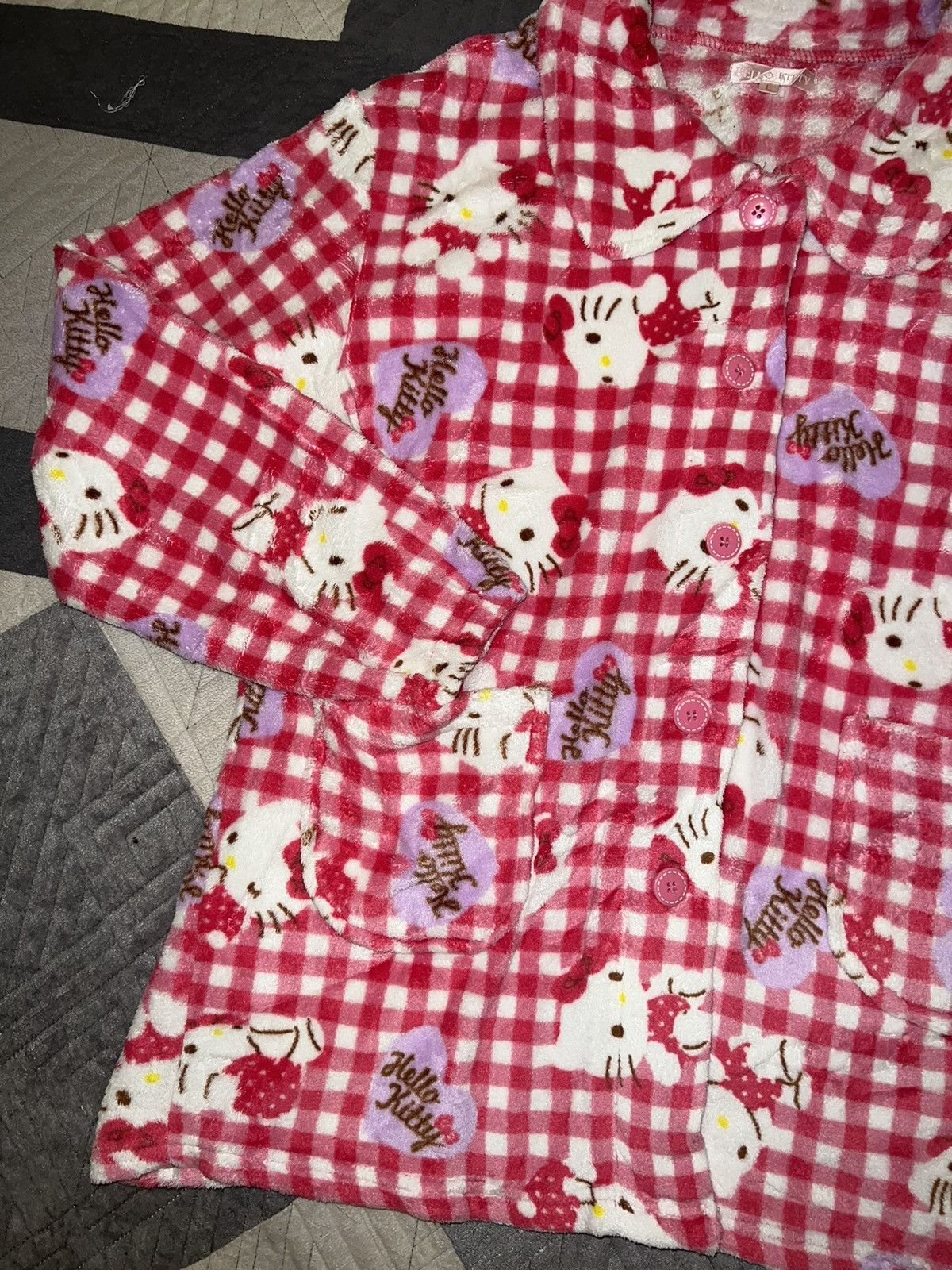Japanese Brand Hello Kitty fluffy fleece nightwear 🎀💗 Size L / US 10 / IT 46 - 12 Thumbnail
