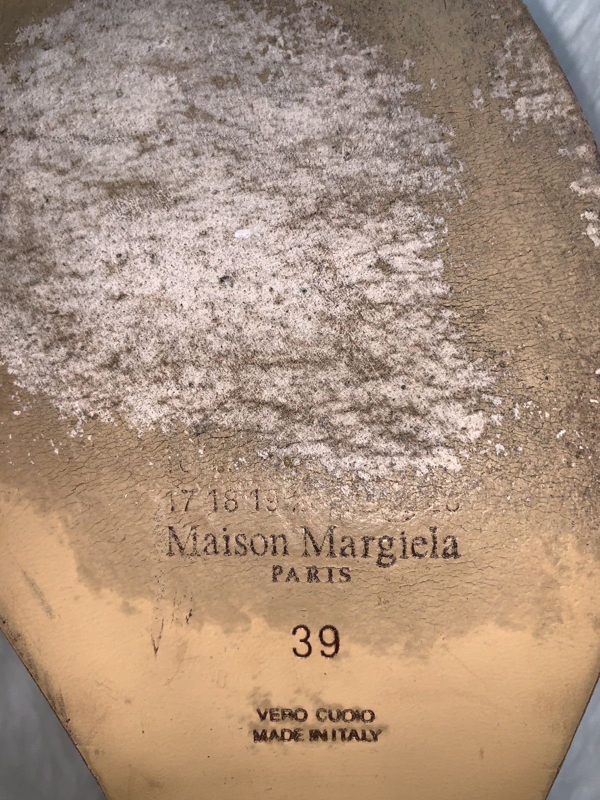 Maison Margiela Maison Margiela White Airbag Shoes Size US 9 / IT 39 - 12 Thumbnail