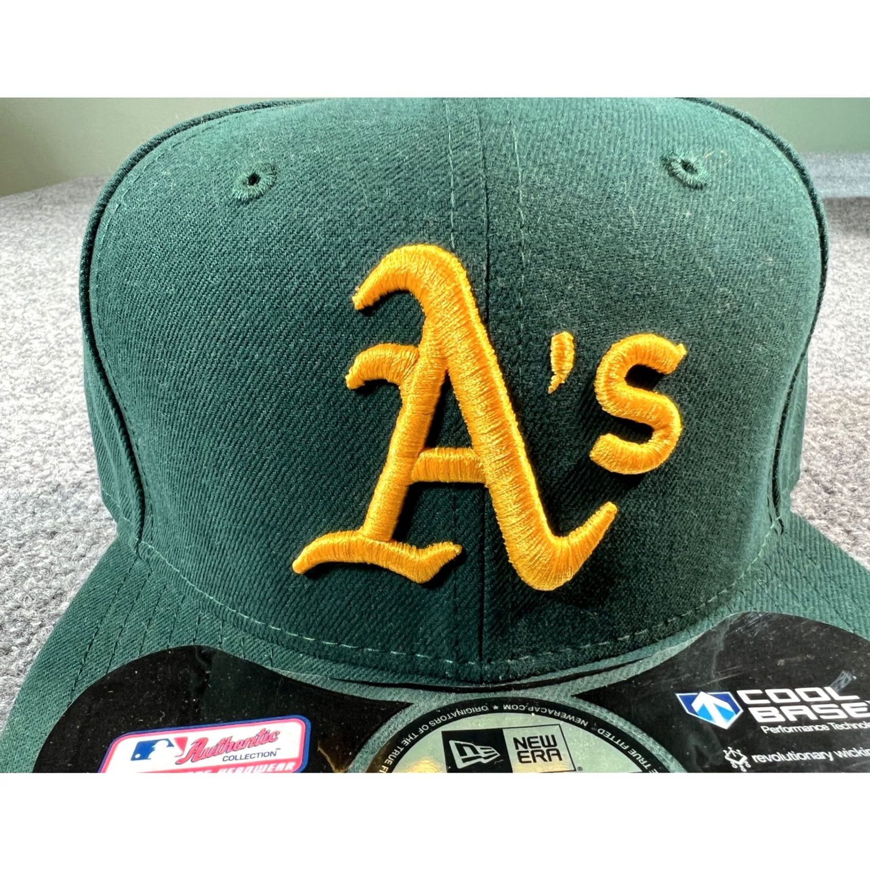 New Era New Era Oakland Athletics Hat Mens Size 7 Green 59FIFTY MLB Authentic Fitted Cap Size ONE SIZE - 3 Thumbnail