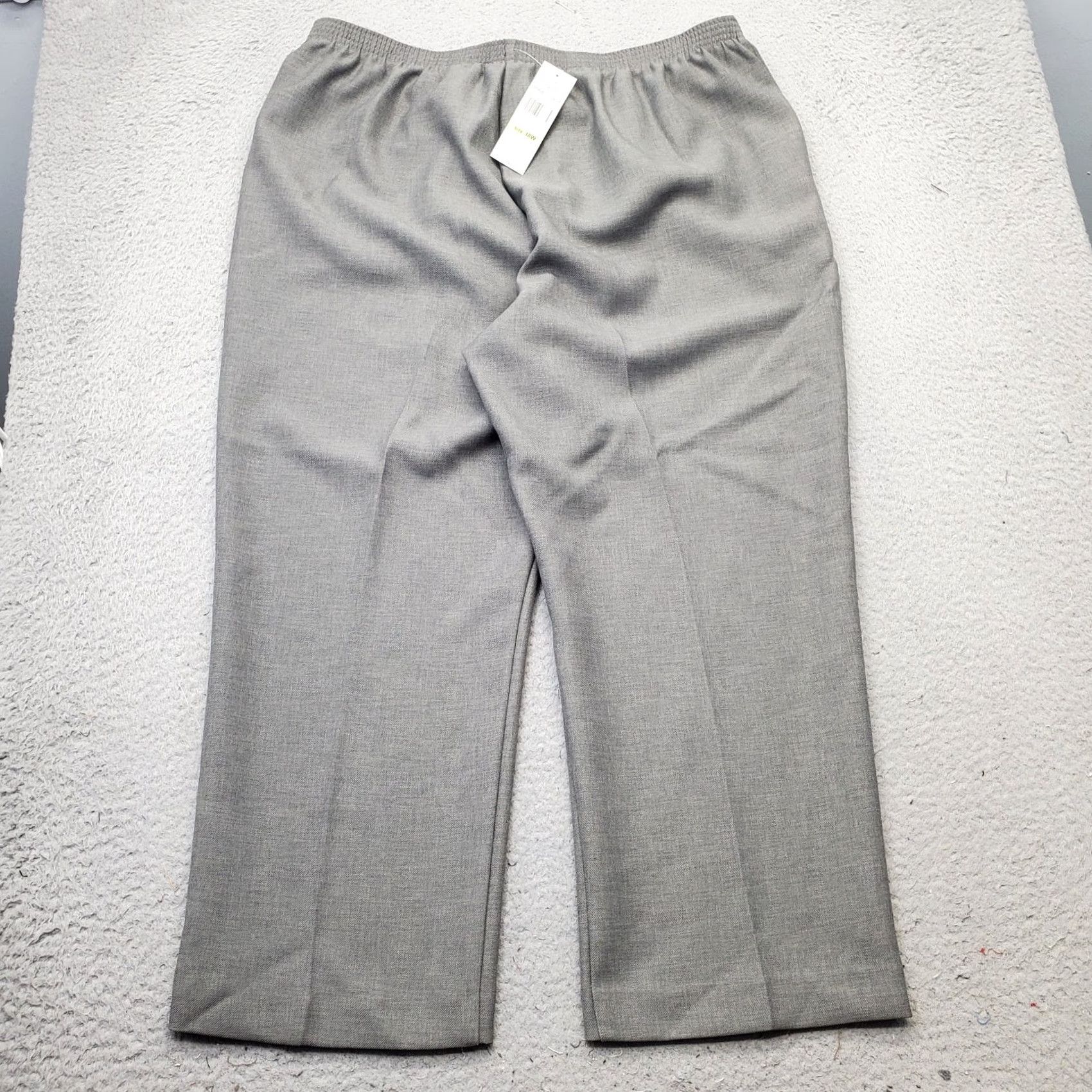 Vintage Alfred Dunner Crop Pants Womens 18W Gray Classic Fit Elastic Waist Slash Pocket Pantss Size 40" / US 18 - 2 Thumbnail