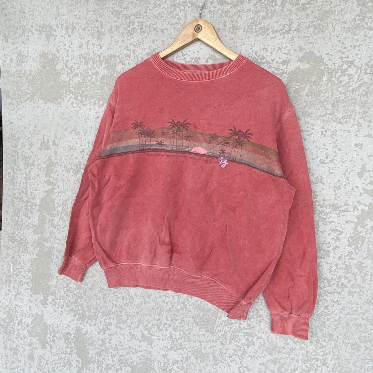 Other Vintage Hawaii Beach Printed Crewneck Sweatshirt Red Size M Size US M / EU 48-50 / 2 - 2 Thumbnail