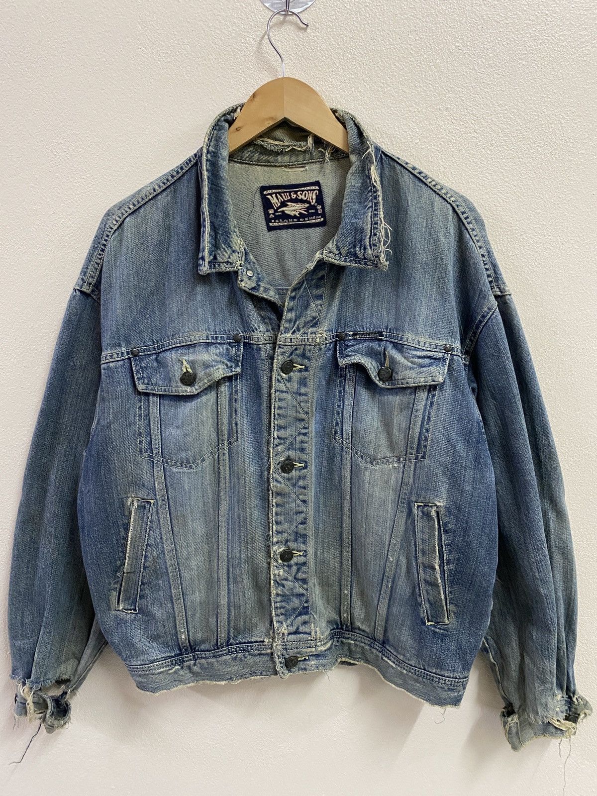 Maui and Sons Vtg Maui & Son Distrssed Denim Jacket Size US L / EU 52-54 / 3 - 2 Thumbnail