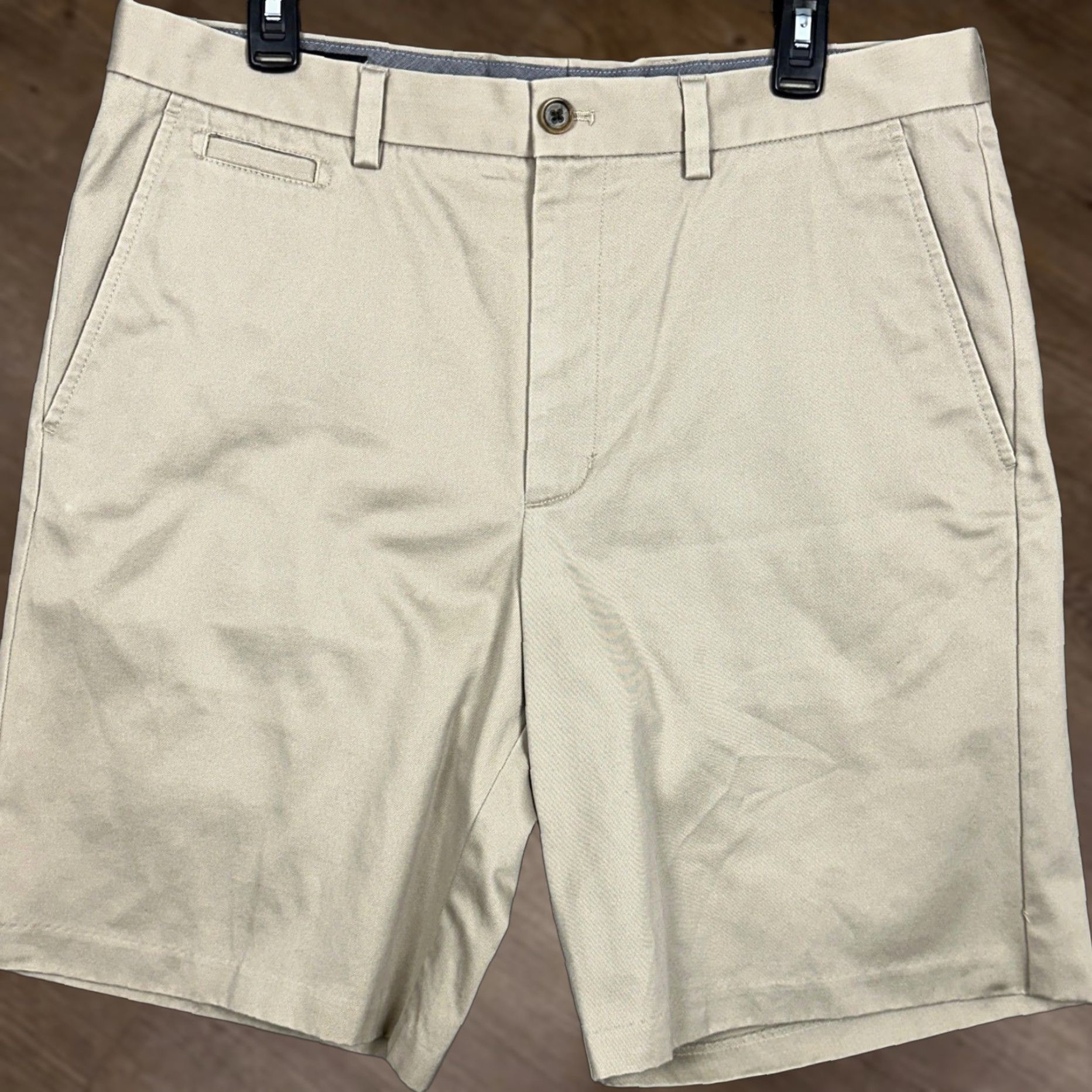 Nordstrom Nordstrom Shorts Mens 35 Tan Beige Khakis Classics Smartcare Flat Front Chinos Size US 35 - 1 Thumbnail