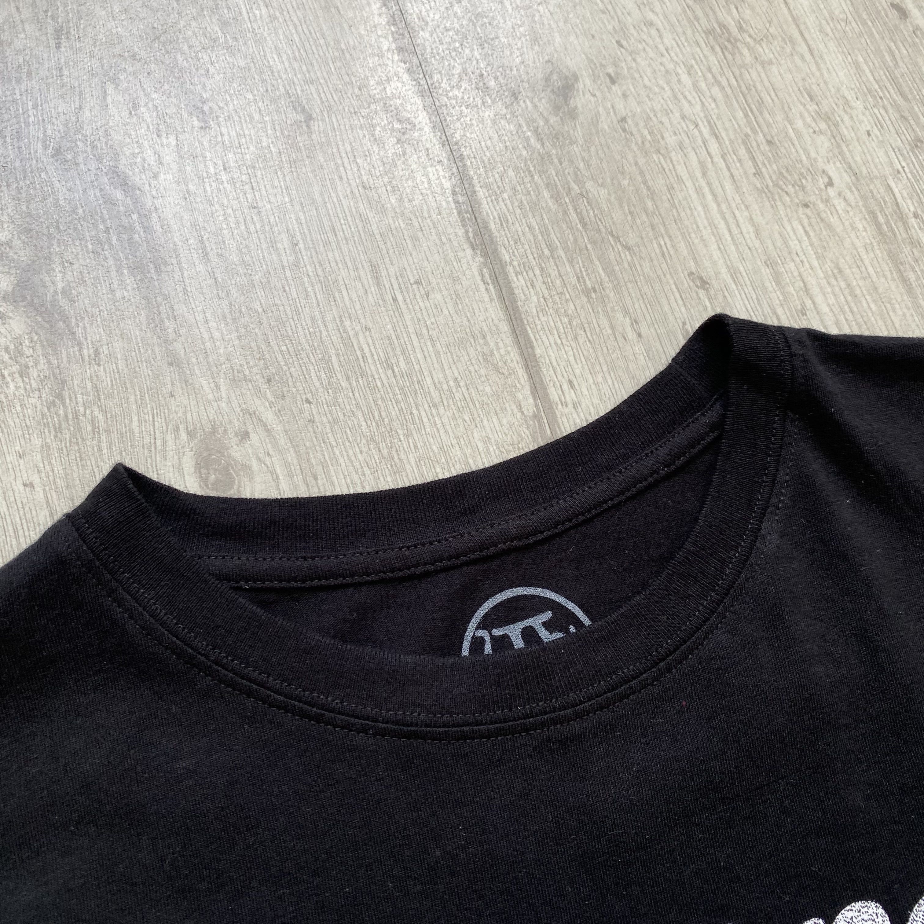 Band Tees 🐍 Rock band WITHESNAKE Lovehunte logo tee 00s vintage Size US L / EU 52-54 / 3 - 6 Thumbnail