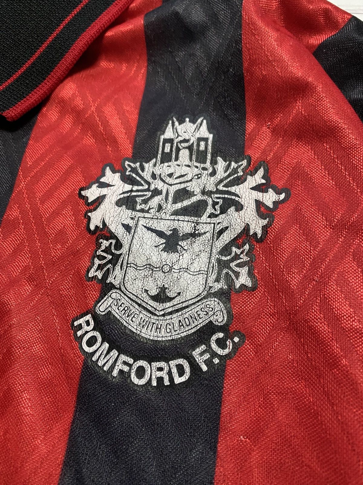 Vintage Vintage Romford F.C. Home Shirt 1992–95 #10 Match Worn Size US XL / EU 56 / 4 - 8 Thumbnail