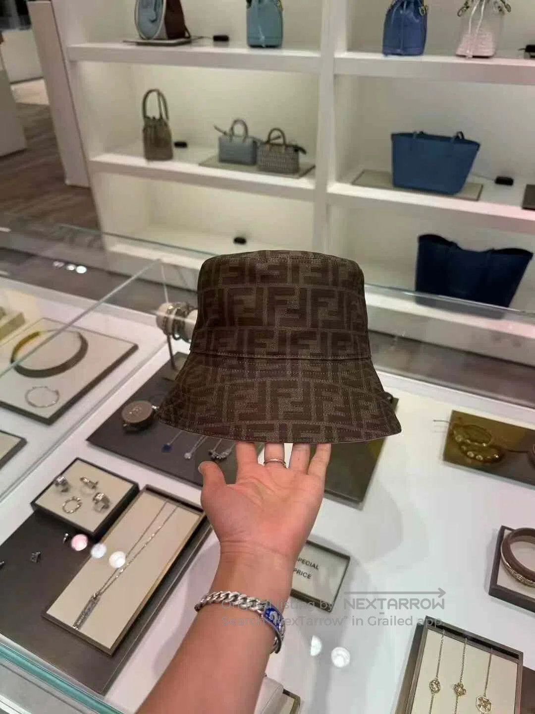 Fendi Fendi Classic Bucket Hat M. Size ONE SIZE - 1 Thumbnail