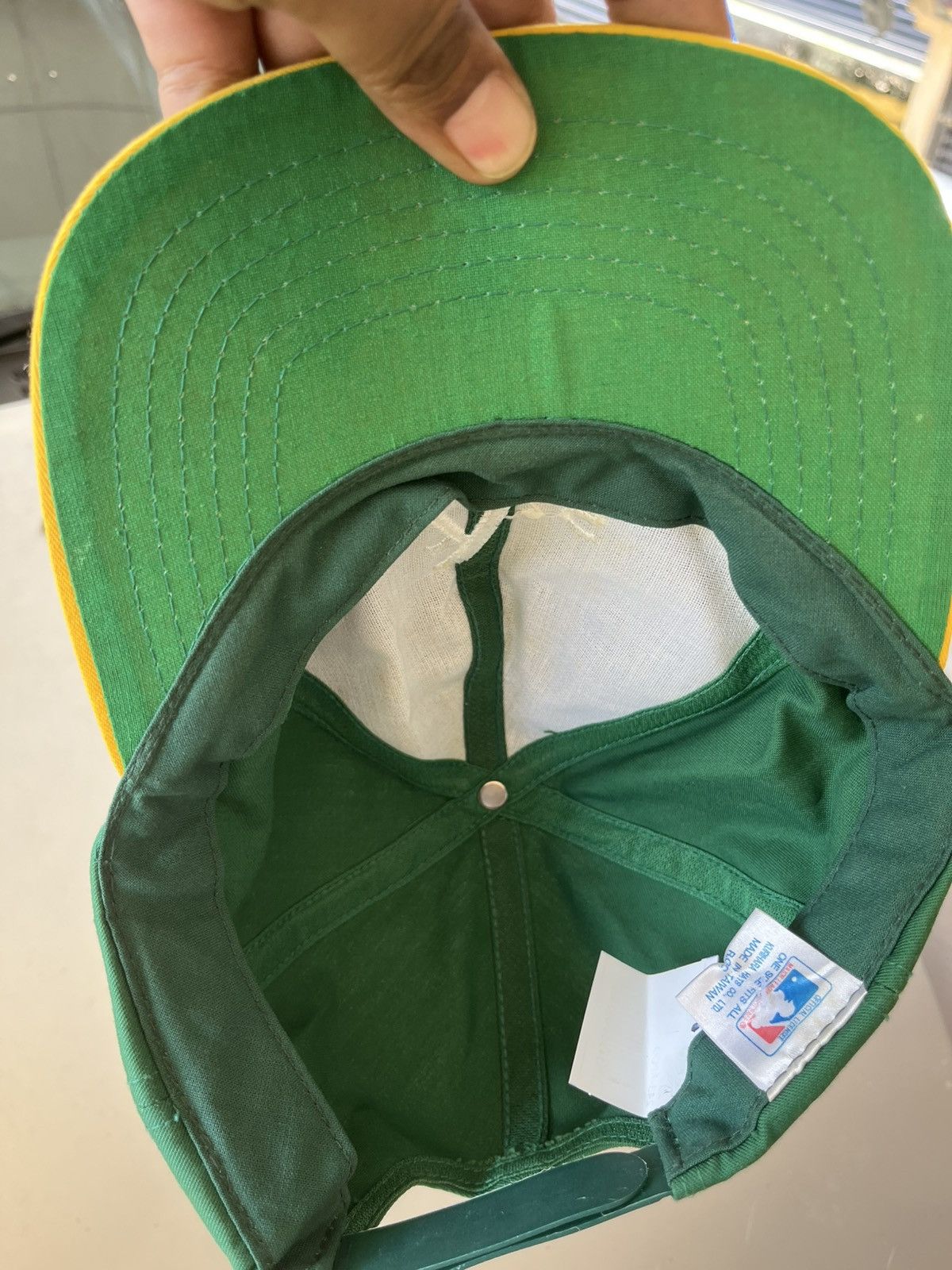 Vintage vintage 90s athletic oakland hat Size ONE SIZE - 3 Thumbnail