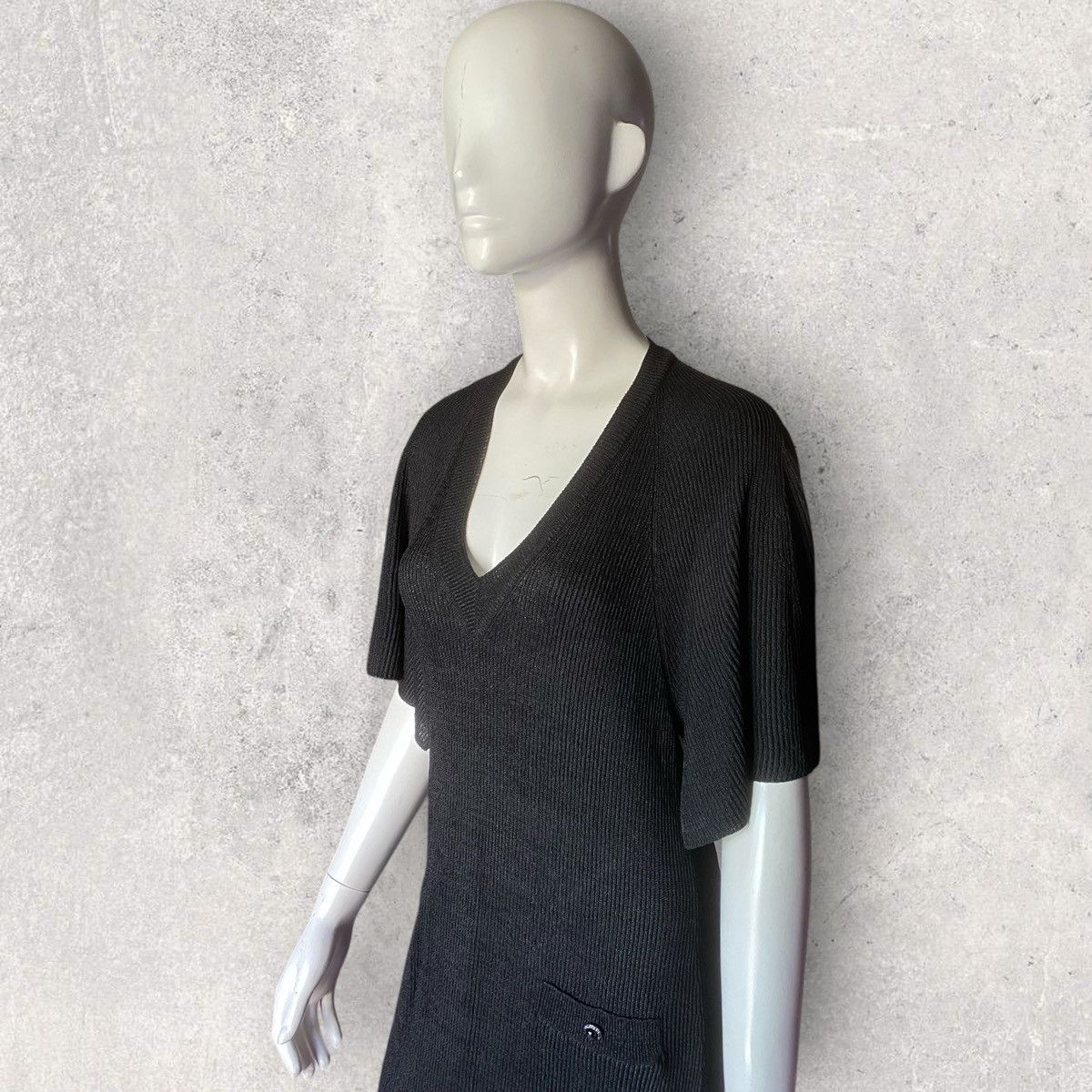 Chanel SS17 Rayon/Poly Blend Cape Sleeve Backless Dress Size M / US 6-8 / IT 42-44 - 3 Thumbnail
