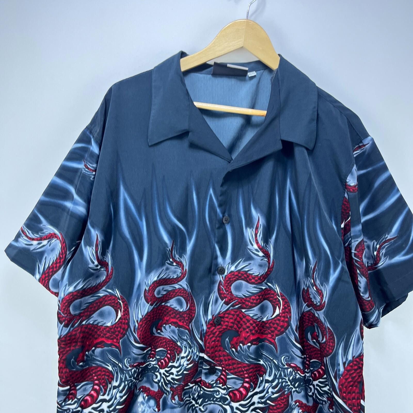 Vintage Vintage Dragon Button Up Shirt Flames Skulls Size XL Size US XL / EU 56 / 4 - 2 Thumbnail