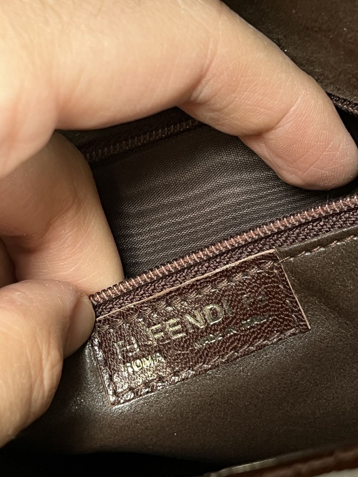 Fendi Vintage 80s Fendi Patent Leather Crossbody Bag Brown Flap Size ONE SIZE - 15 Thumbnail