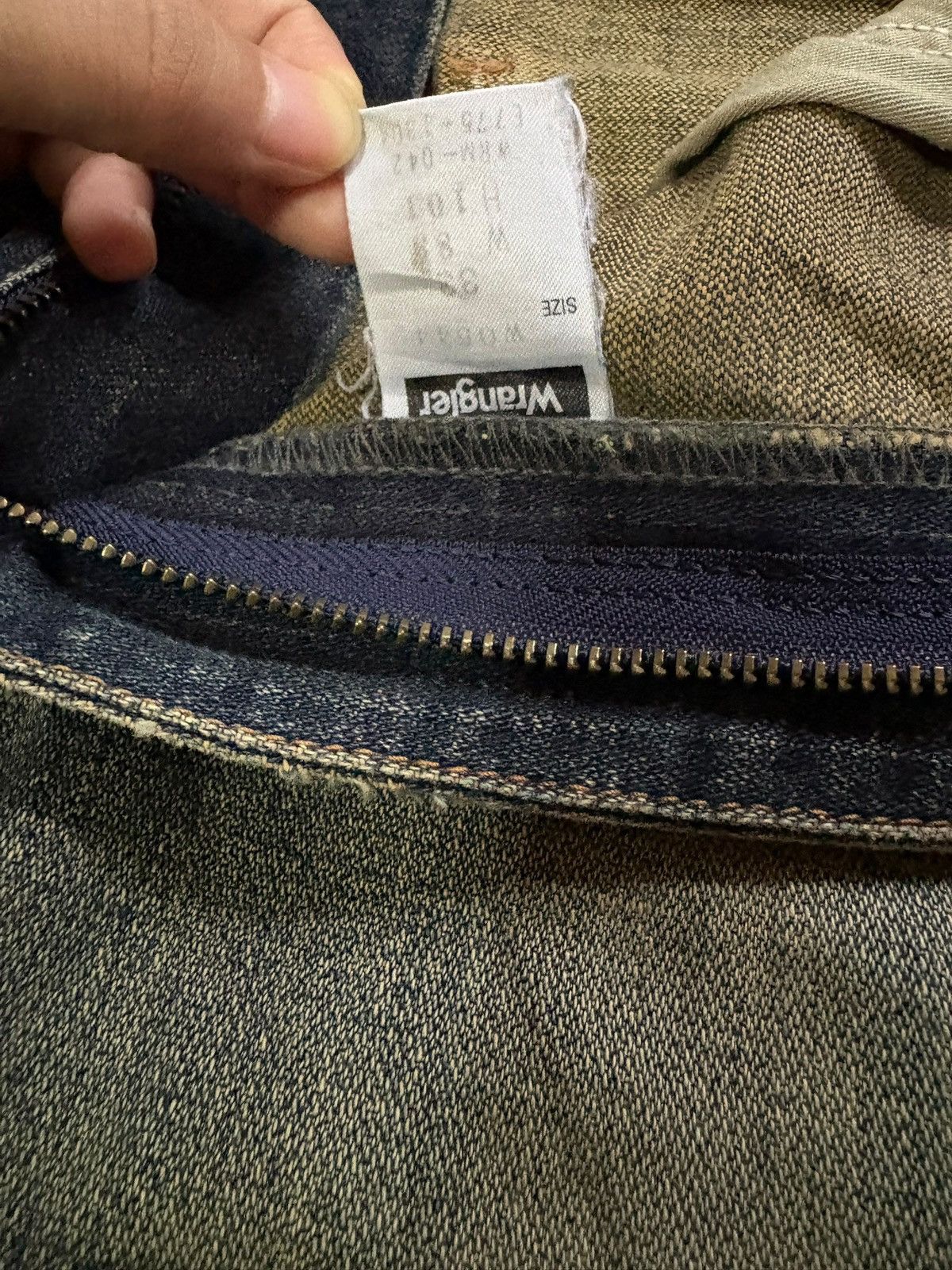 Wrangler Vintage Japanese Wrangler Mud Wash Distressed Baggy Jeans Size US 33 - 10 Thumbnail