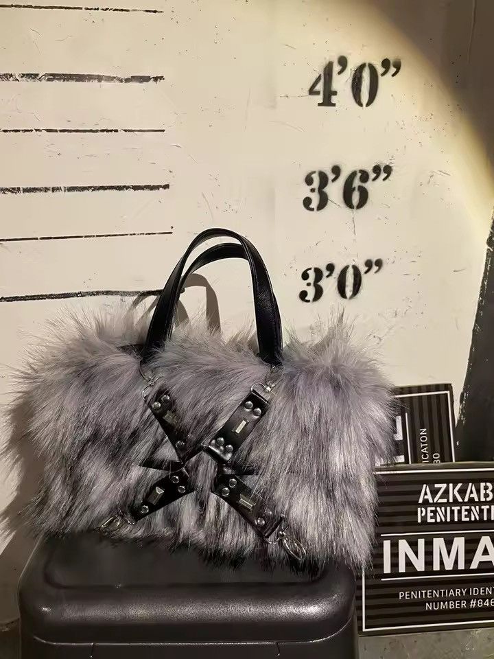 Other Y2K Faux Fur Punk Shoulder Tote Bag Unisex Size ONE SIZE - 4 Thumbnail