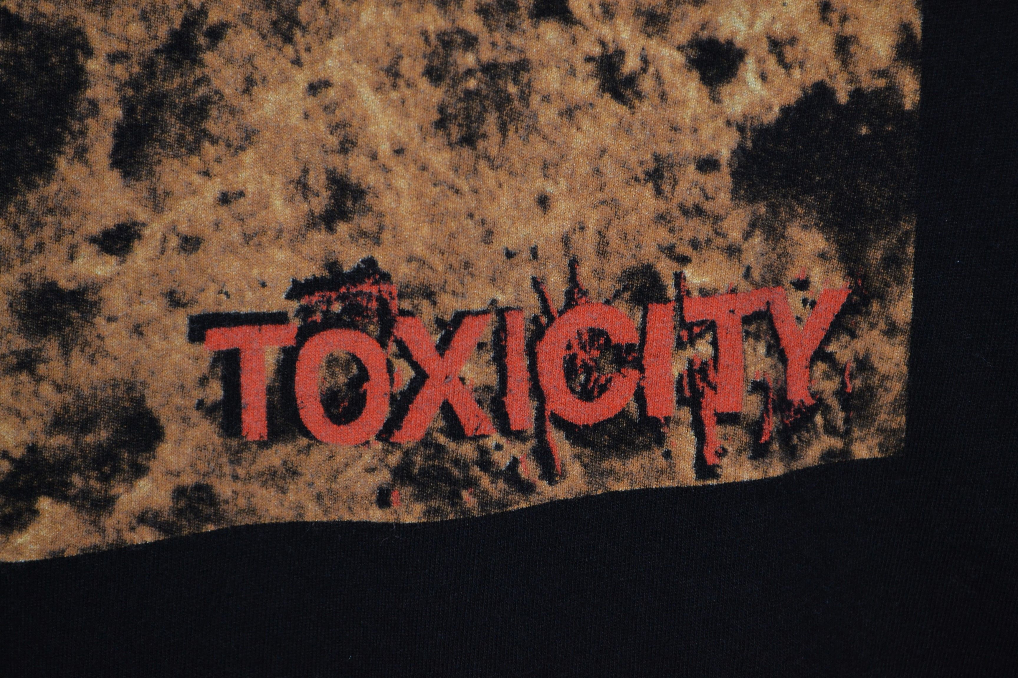 Band Tees SYSTEM OF A DOWN Toxicity Size M Black T-Shirt Vintage Size US M / EU 48-50 / 2 - 3 Thumbnail