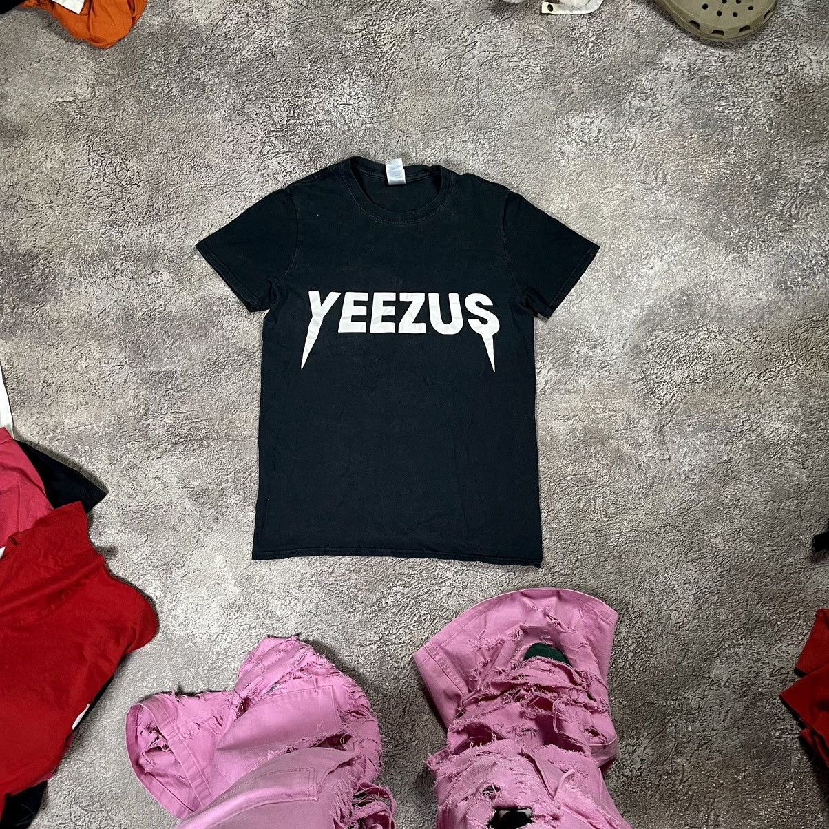 Vintage Vintage Y2K Yeezus Graphic Tee Black Oversized Indie Opium S Size US S / EU 44-46 / 1 - 1 Thumbnail