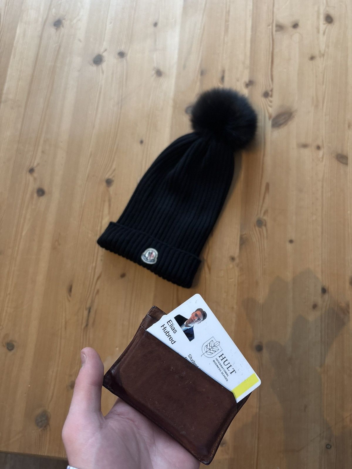 Moncler Moncler Pom Pom Berretto Womens Beanie Size ONE SIZE - 12 Thumbnail