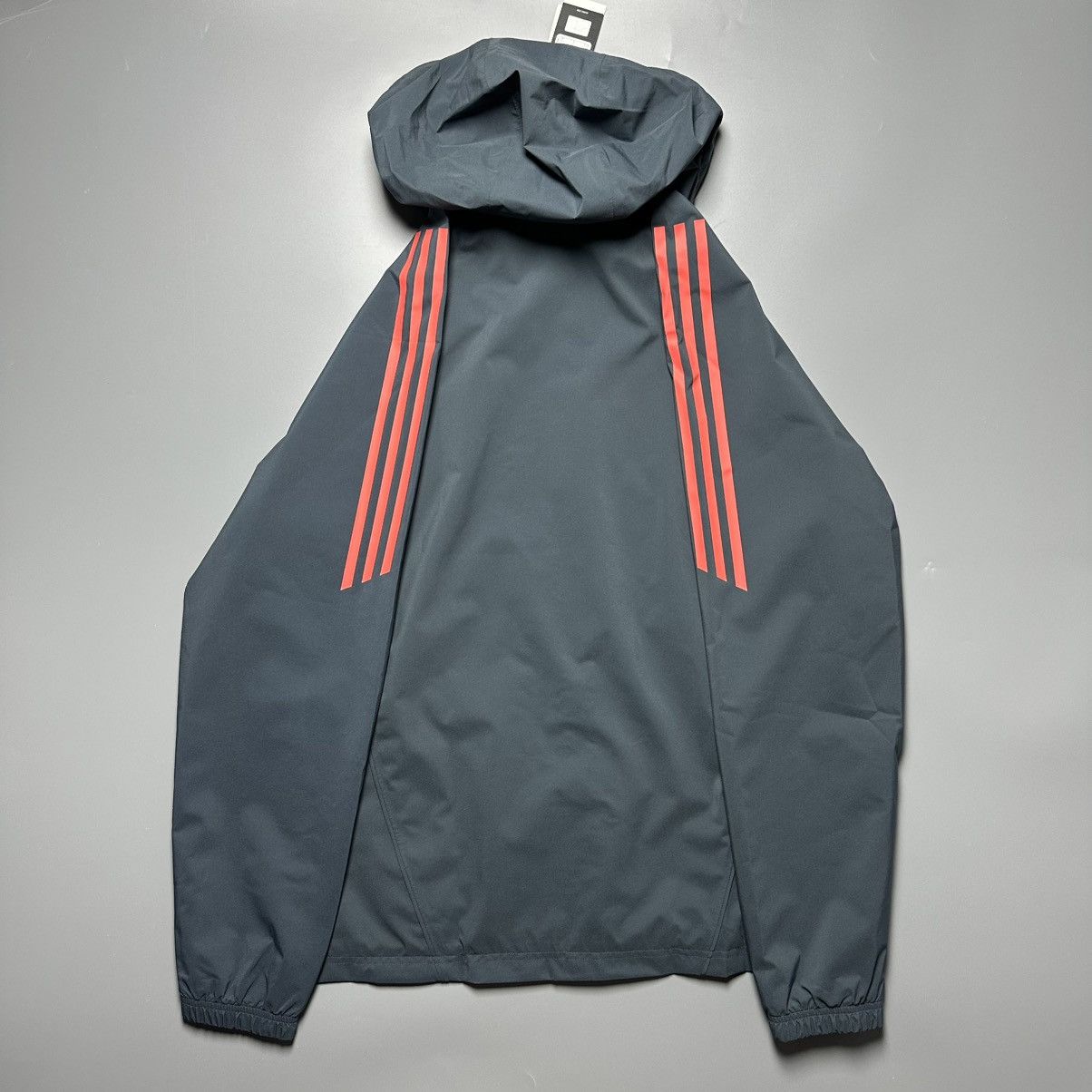 Adidas NWT BAYERN MUNICH 2025/2026 FOOTBALL SOCCER TRAINING JACKET Size US S / EU 44-46 / 1 - 7 Thumbnail