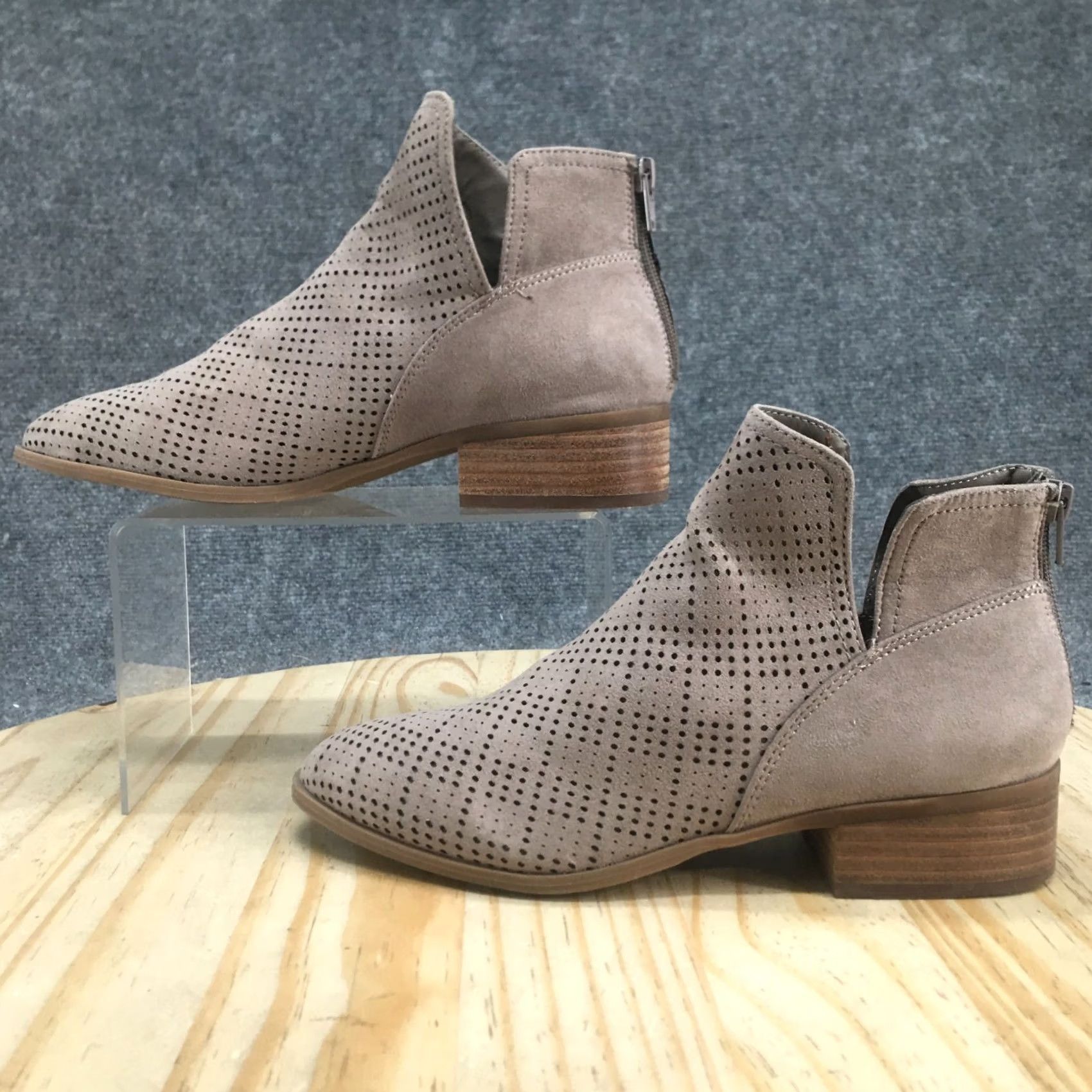 BKE BKE Boots Women Ankle Bootie Brown Perforated Casual Round Toe Block Heel Shoes 8 US Menus Womens Size US 8 / IT 38 - 2 Thumbnail