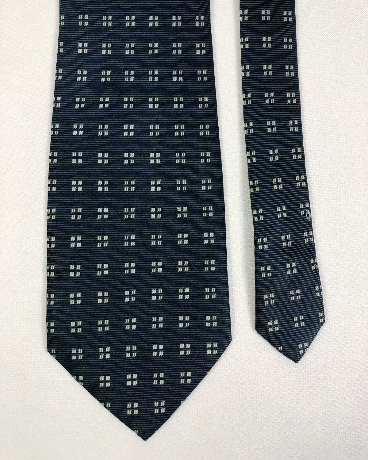 Yves Saint Laurent Rare Vintage Yves Saint Laurent YSL Silk Tie Size ONE SIZE - 3 Thumbnail