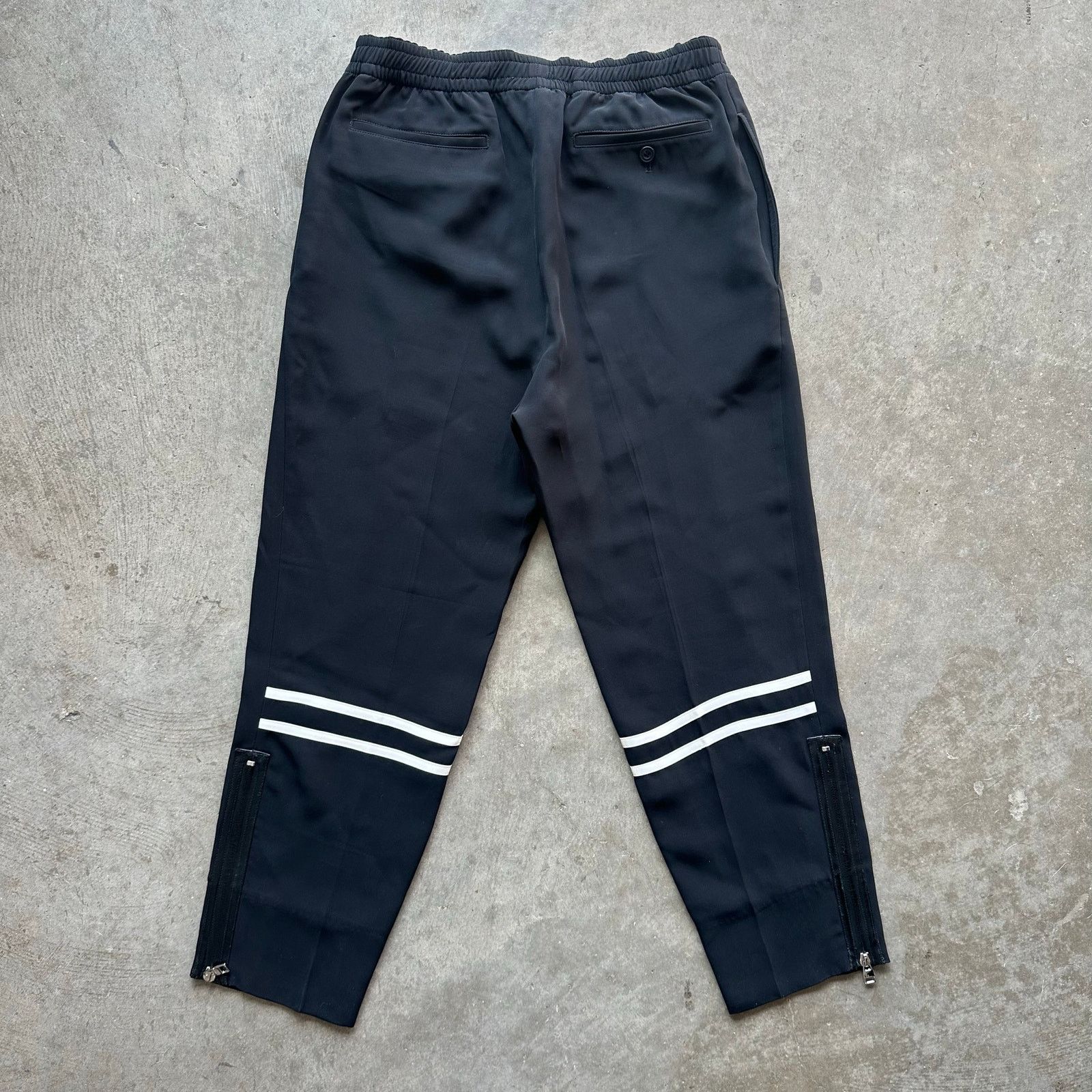 Alexander McQueen Alexander McQueen Pants Size US 30 / EU 46 - 1 Thumbnail