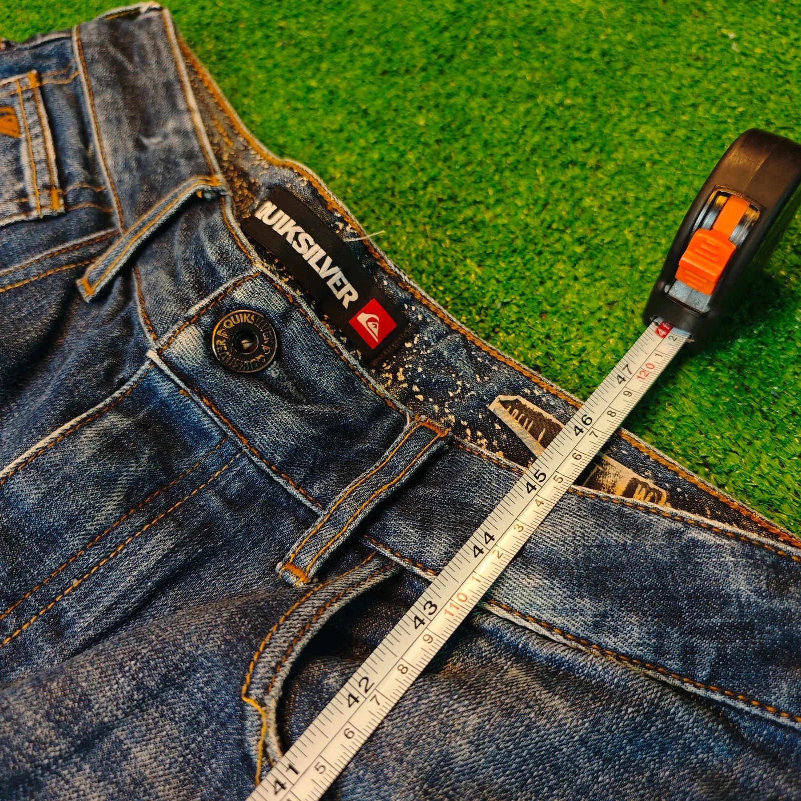 Quiksilver Vintage Quiksilver Jeans Mens 32 blue regular button fly y2k Size US 32 / EU 48 - 14 Thumbnail